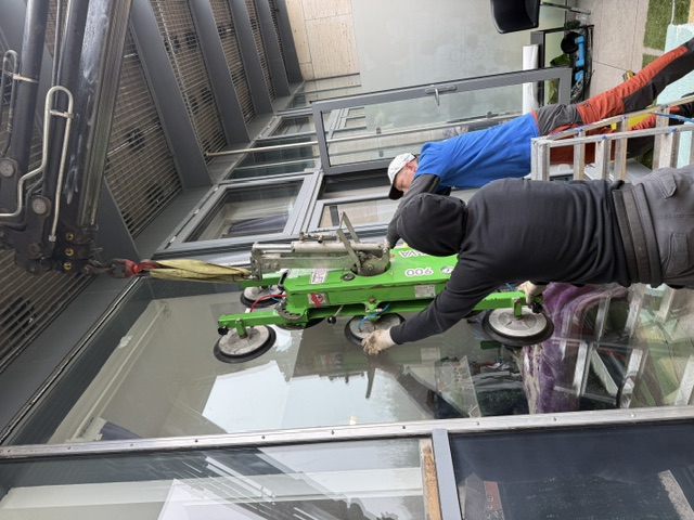 About Kentish Town Glazing